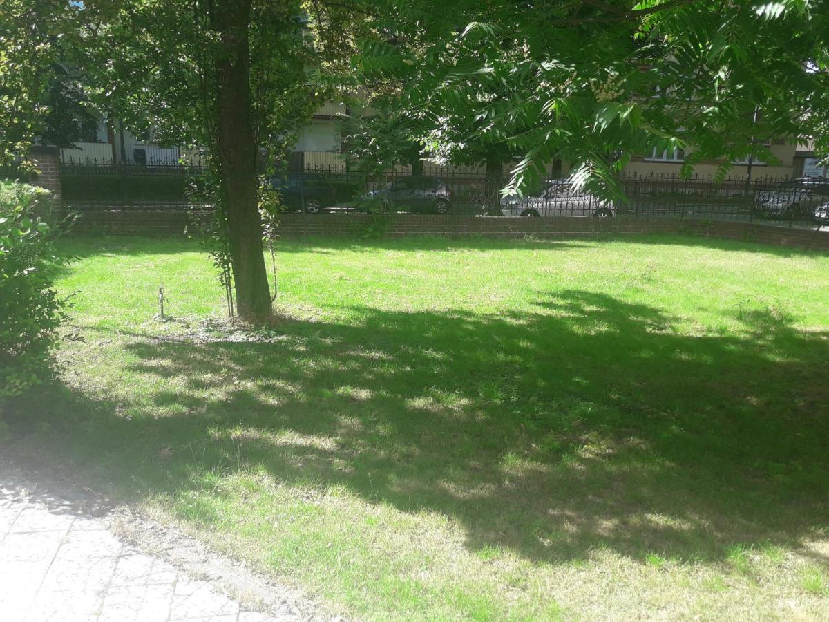 Hostel Palacyk Bydgoszcz Ngoại thất bức ảnh